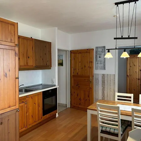 Διαμέρισμα Haus-sanddorn-wohnung-1 *